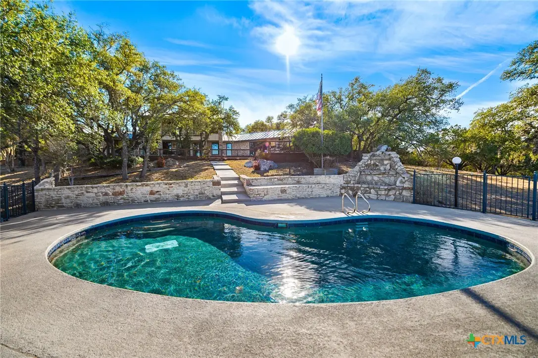 318 Remington Drive, Bergheim, TX 78004 - #1