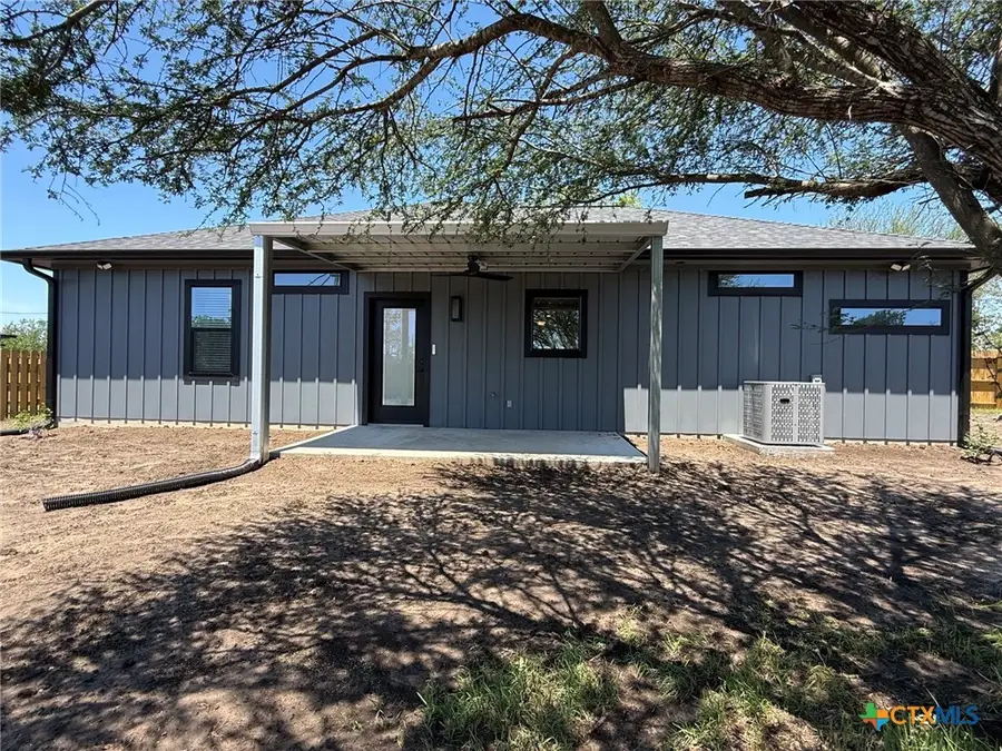 209 Haller Street, Yoakum, TX 77995 - #2