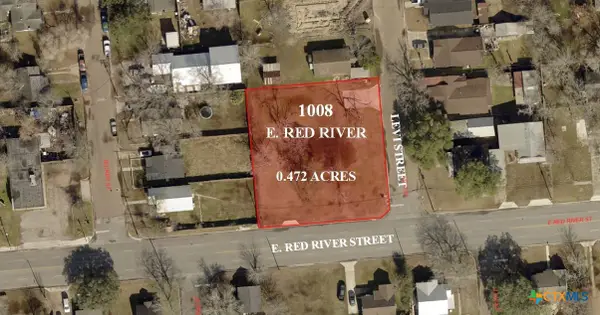 1008 E Red River Street, Victoria, TX 77901