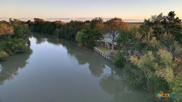 109 River Road, Tivoli, TX 77990