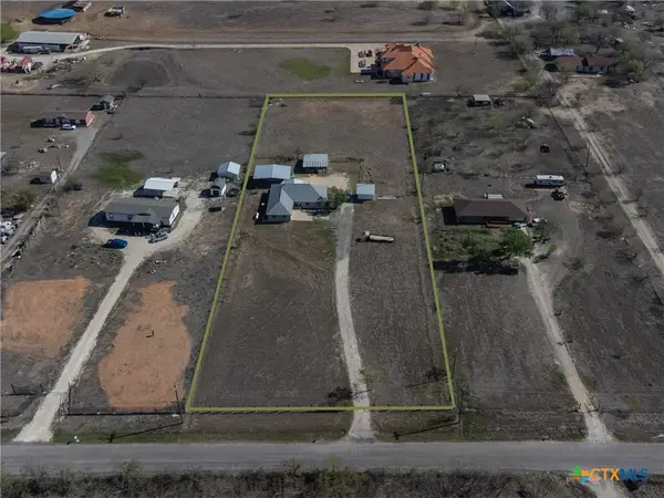2412 Williamson Road, Lockhart, TX 78644