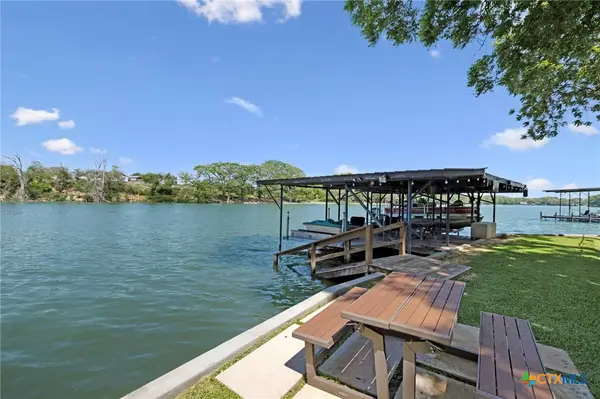 1435 E Zipp Road, New Braunfels, TX 78130