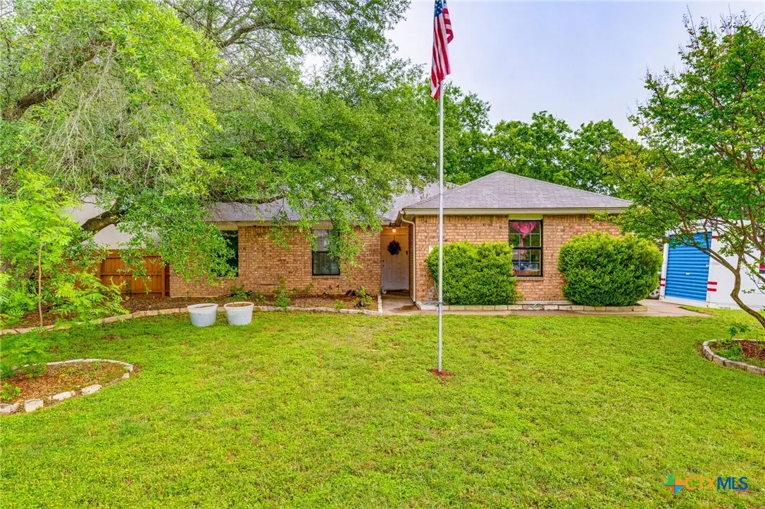 302 W Anderson Avenue, Copperas Cove, TX 76522 - #1