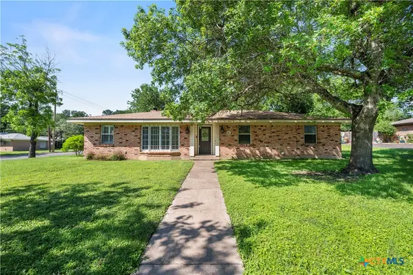 400 Downing Street, Belton, TX 76513