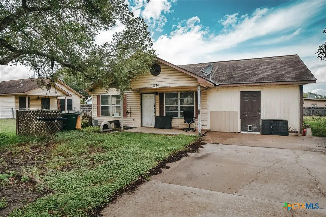 3304 Lone Tree Road, Victoria, TX 77901 - #1