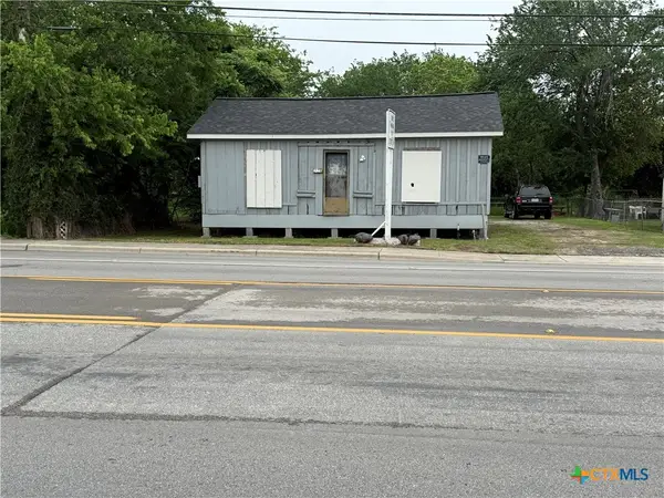 906 E Goodwin Ave. Avenue, Victoria, TX 77901