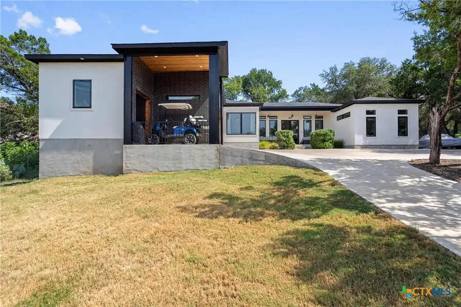 418 S Venture Boulevard, Point Venture, TX 78645 - #2