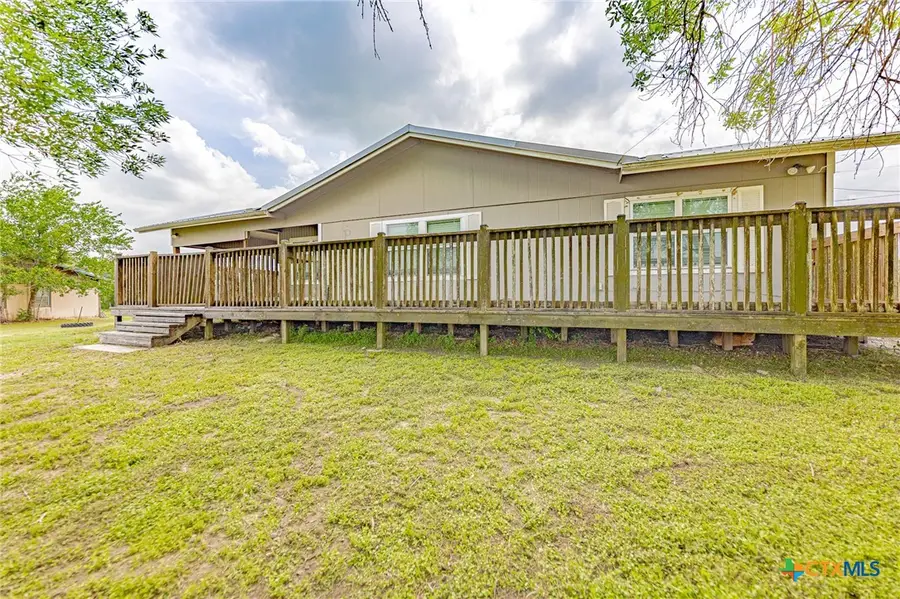 3300 N State Highway 95, Shiner, TX 77984 - #2
