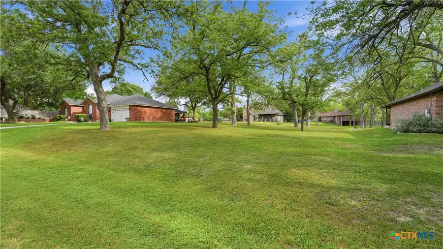 427 Las Brisas, Seguin, TX 78155 - #2