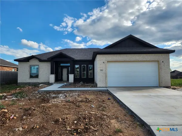 701 Golden Eagle Drive, Salado, TX 76571