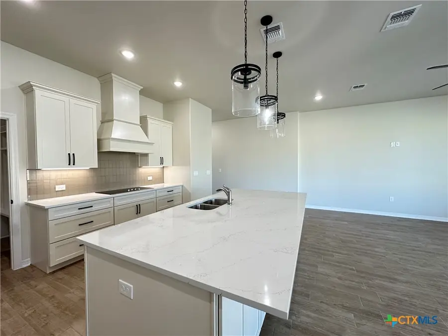 130 Lasso Loop, Lorena, TX 76655 - #3