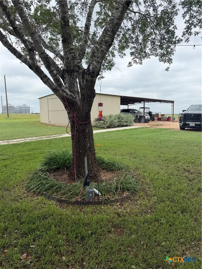 1635 County Road 409, Stockdale, TX 78160 - #2