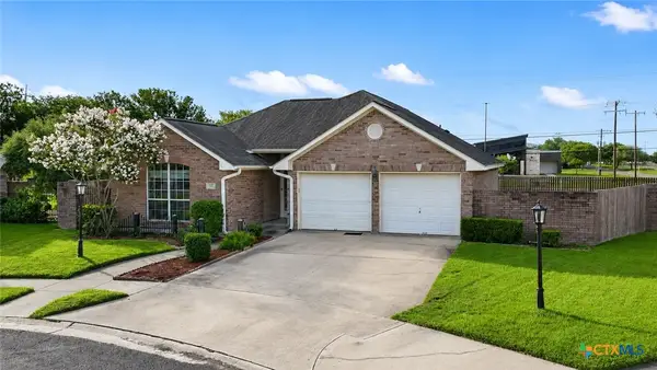 127 Tradewind Drive, Victoria, TX 77904