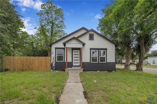 814 S Laurent Street, Victoria, TX 77901