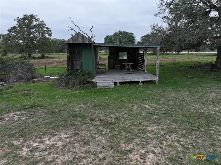 10772 State Highway 111, Edna, TX 77957 - #3