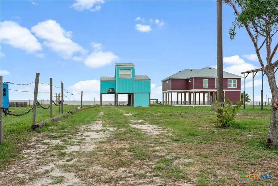 1385 N Ocean Drive, Port Lavaca, TX 77979 - #3