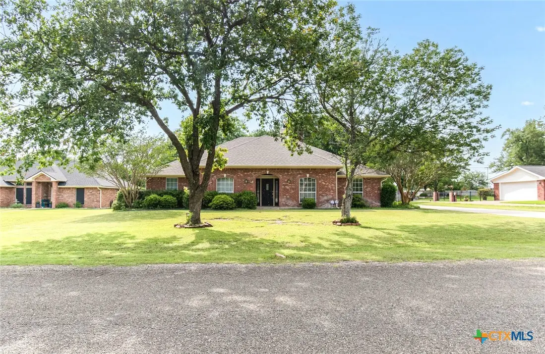 1806 Chisholm Trail, Salado, TX 76571 - #1