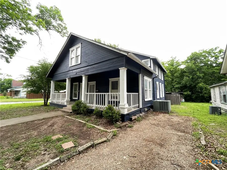 319/321 N 4th Street, Temple, TX 76501 - #2