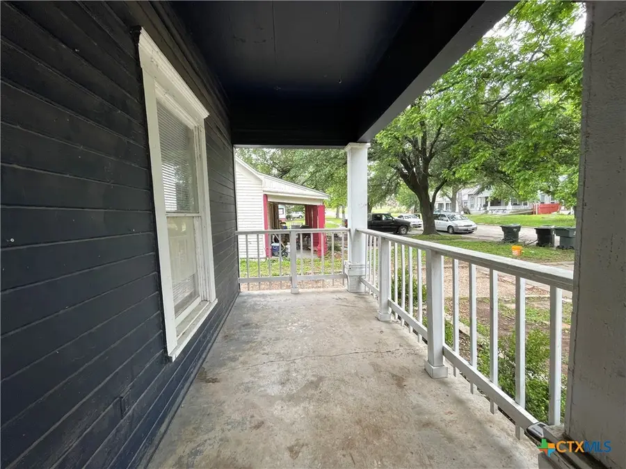 319/321 N 4th Street, Temple, TX 76501 - #3