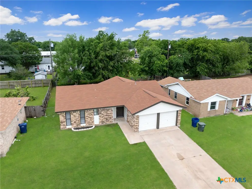 2809 Mountain Avenue, Copperas Cove, TX 76522 - #1