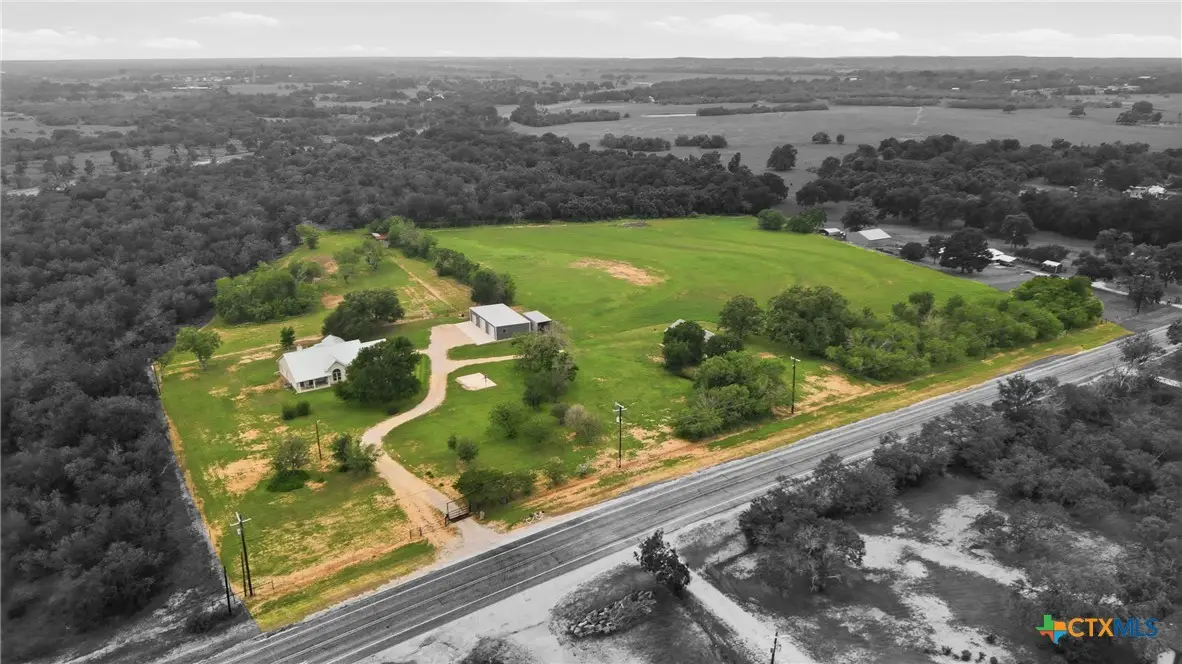 10210 S State Highway 123, Seguin, TX 78155 - #1