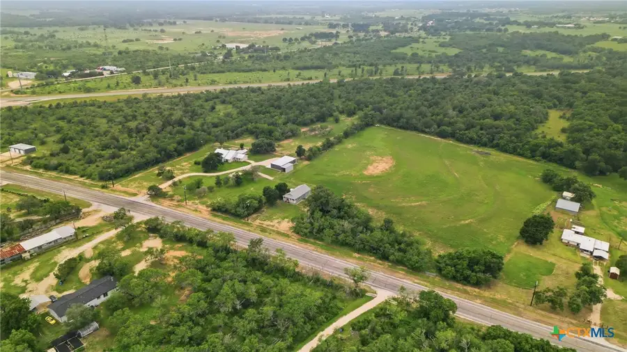 10210 S State Highway 123, Seguin, TX 78155 - #2