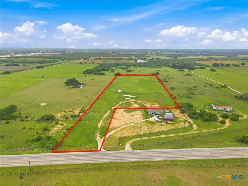 4488 State Highway 97, Floresville, TX 78114 - #1