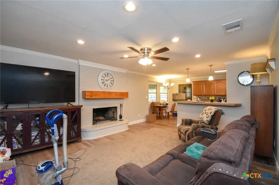 103 Kenilworth Glen Street, Victoria, TX 77904 - #2