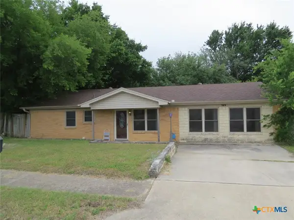 924 Holly Street, Copperas Cove, TX 76522