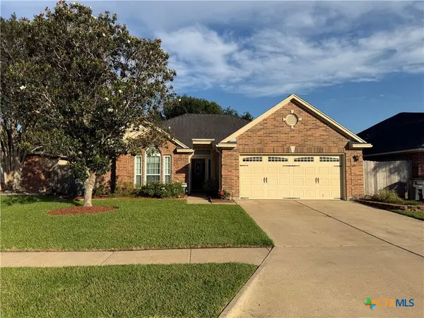 303 Arabian Drive, Victoria, TX 77904
