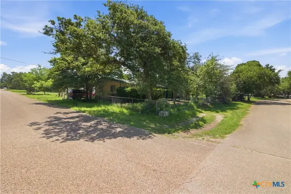 15 S Cliffwood Circle, Belton, TX 76513