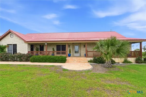 8293 Boenig Road, Seguin, TX 78155