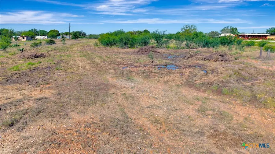 7946 Lower Mission Valley Road, Victoria, TX 77905 - #3