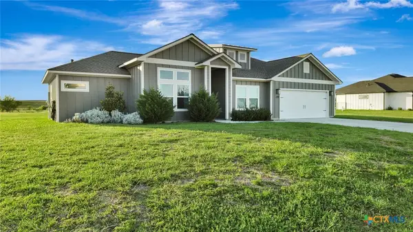 220 Whitetail Lane, Victoria, TX 77905