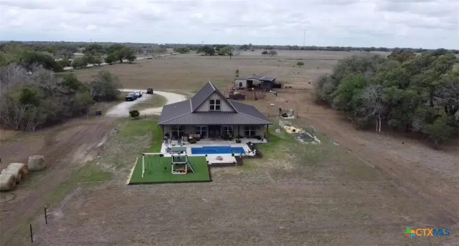 1370 E Ward Street, Goliad, TX 77963 - #3