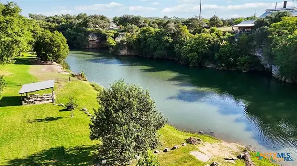 1350 Mary Preiss Drive, New Braunfels, TX 78132