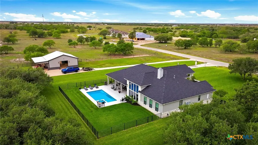 131 Wright Creek, Victoria, TX 77905 - #2