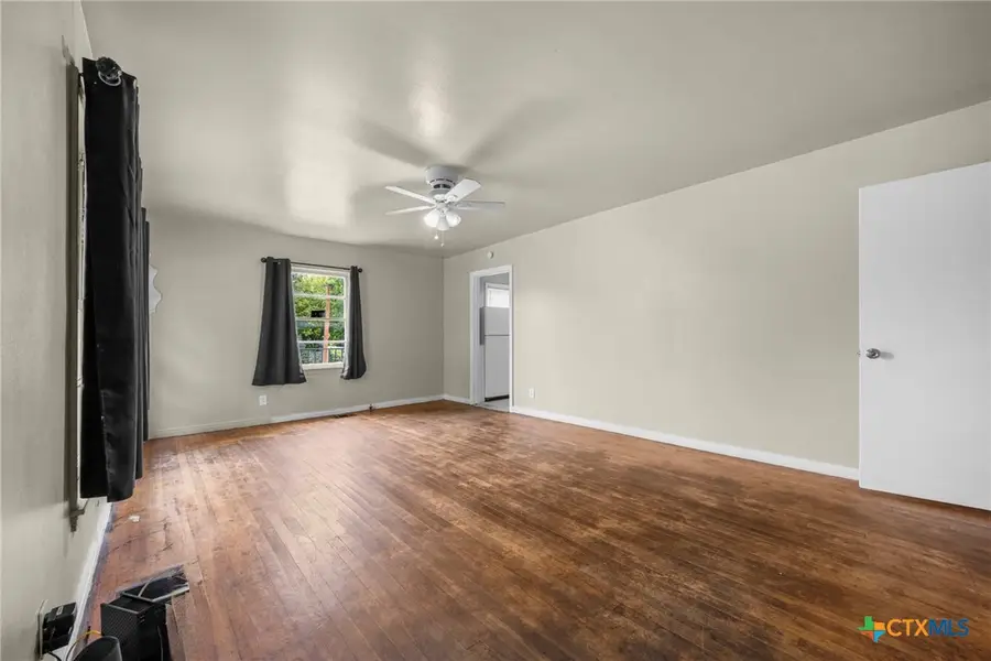 1104 N 10th Street, Killeen, TX 76541 - #2