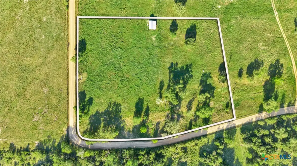 1007 County Road 380, Hallettsville, TX 77964 - #1
