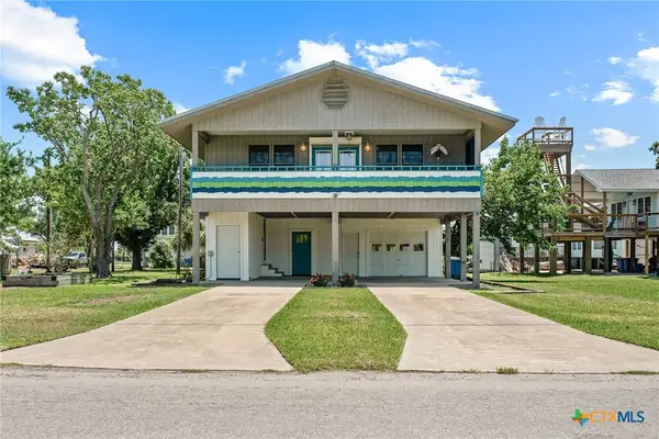 115 W Adams Street, Port O'Connor, TX 77982