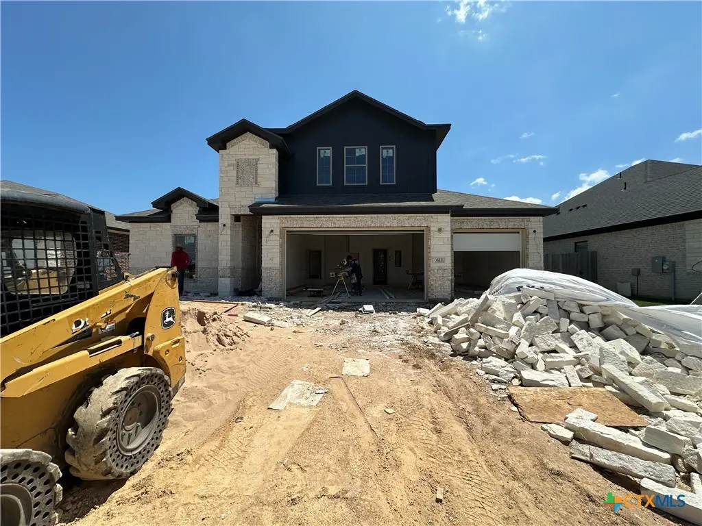 613 Golden Eagle, Salado, TX 76571 - #1