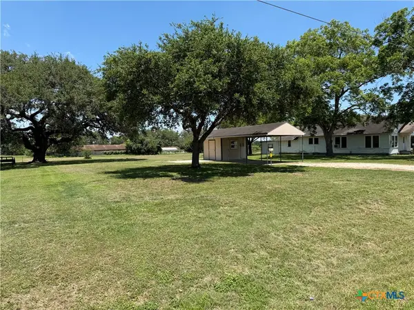 TBD W Fairwinds Street, Hallettsville, TX 77964