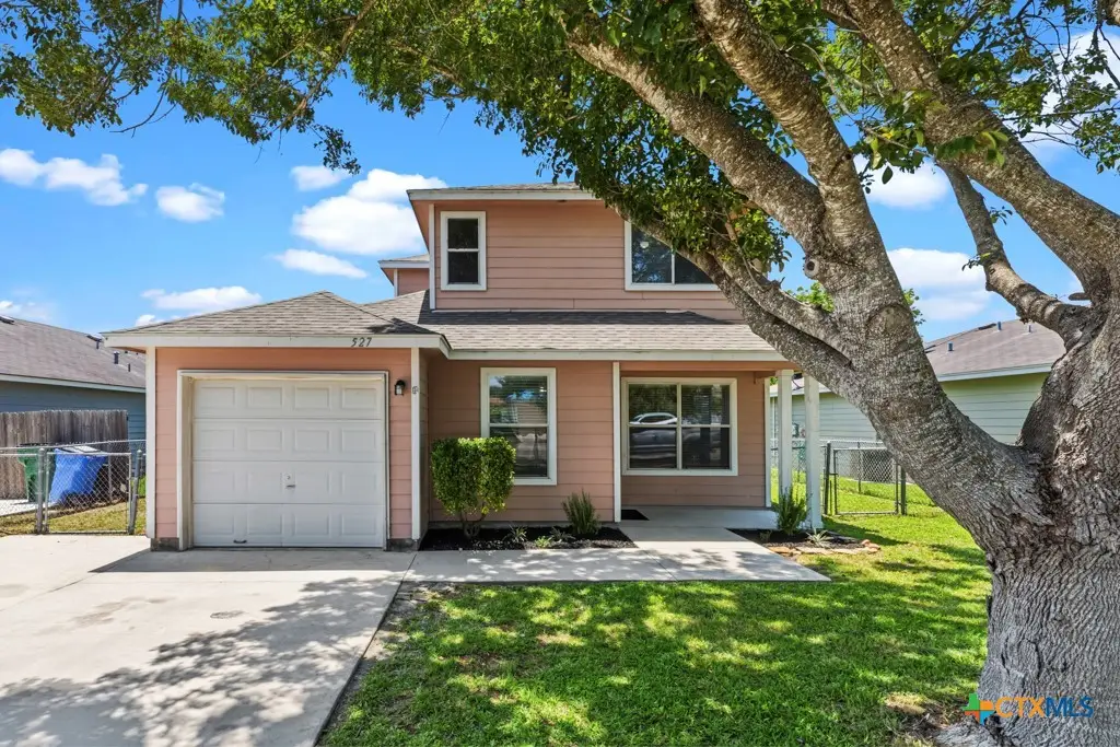 527 Roosevelt Drive, Seguin, TX 78155 - #1
