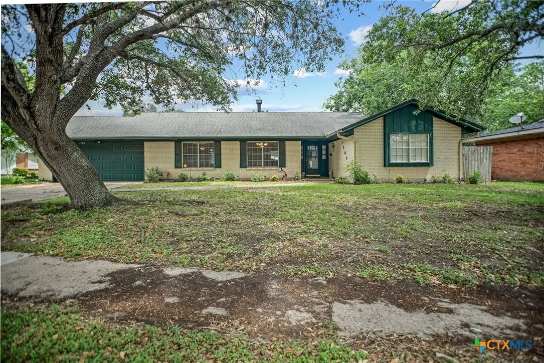 1706 College Drive, Victoria, TX 77901 - #1