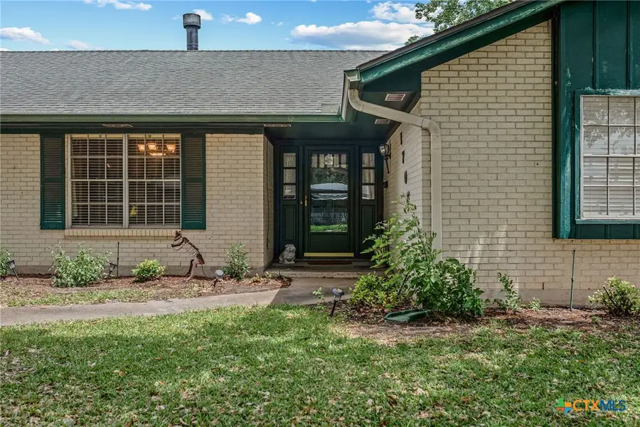 1706 College Drive, Victoria, TX 77901 - #2