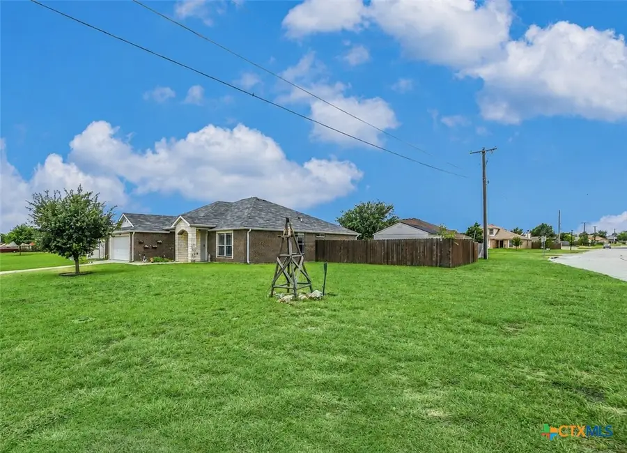 2415 Washington Drive, Belton, TX 76513 - #2