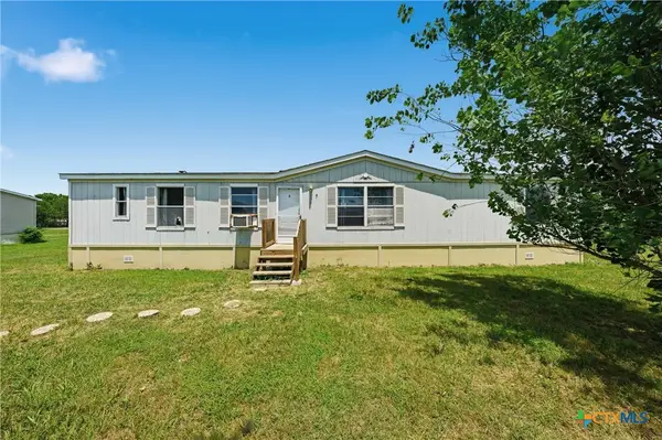 154 Hillside Drive, Troy, TX 76579