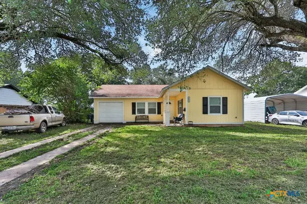 1002 Haley Avenue, Rockdale, TX 76567