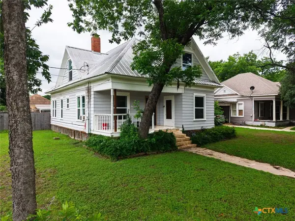 1312 E Leon Street, Gatesville, TX 76528