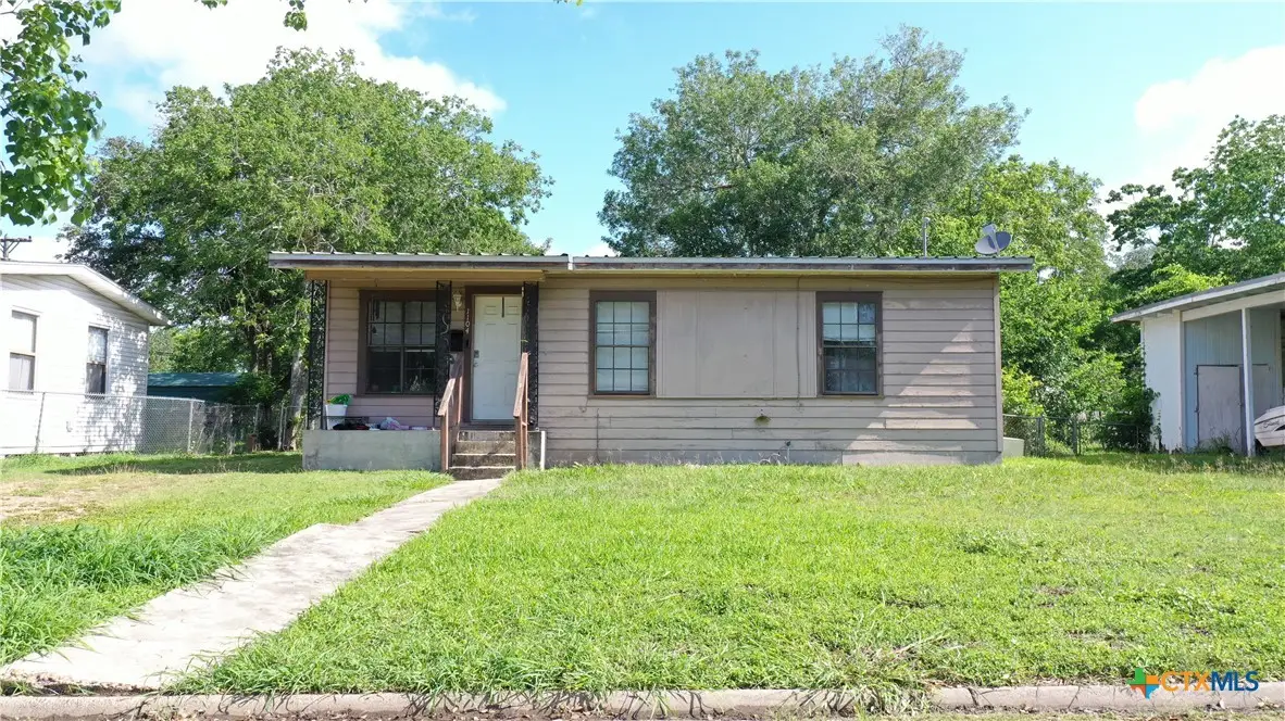 1104 Taylor Avenue, Victoria, TX 77901 - #1
